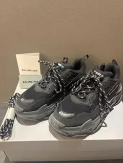 BALENCIAGA Triple S スニーカー ブラック 41のサムネイル