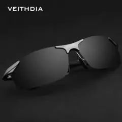 VEITHDIA 偏光サングラス（ケース付き）