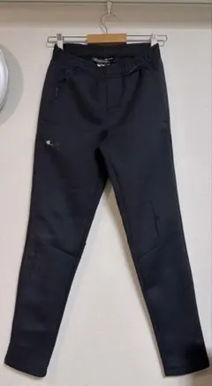 アンダーアーマー（Under Armour)ジャージ下 黒