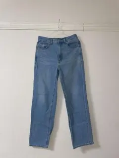 GU ライトブルーストレートデニム S