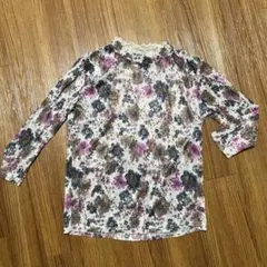 花柄フリルネック長袖ブラウス