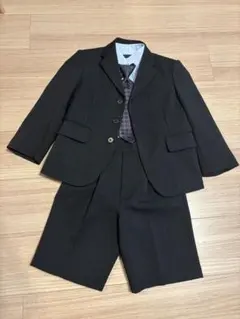 オリーブハウス　黒いストライプフォーマルスーツ 110cm ネクタイ　シャツ付き