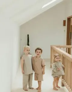 Item thumbnail for item 19ab9e7d-df41-4645-8da7-2da4c055287f