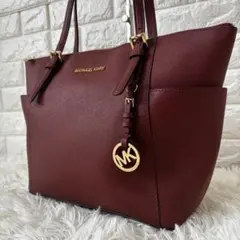MICHAEL KORS✨サフィアーノレザートートバッグ　ゴールド金具　A4自立