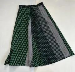 ユナイテッドアローズトウキョウ　複数柄プリントスカート