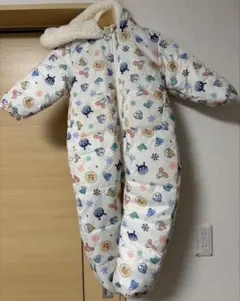 新品未使用　アンパンマン　ジャンプスーツ　スノーウエア　防寒　雪遊び　100