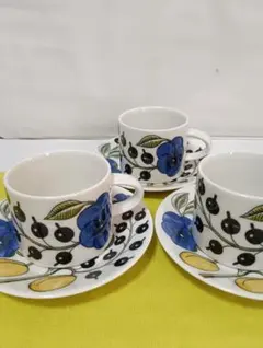 アラビア　パラティッシ　旧ロゴ　３枚セット アラビア ARABIA パラティッシ Paratiisi コーヒーカップ&ソーサー 旧