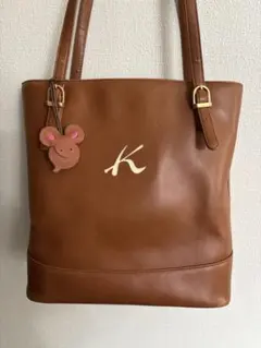 キタムラ バッグ キャメル　ネズミのキーホルダー付き　革製品