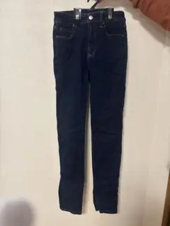 ユニクロ　スキニーウルトラストレッチジーンズ (61cm)