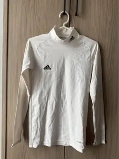 アンダーシャツ　adidas ハイネック長袖インナーウェア　Lサイズ　サッカー