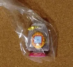 たまごっち　 おかしなたまごボーロっち3 パッケージチャームつき 2点セット