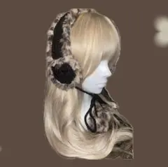 ハンドメイド　イヤーマフ 耳あて ハートデザイン　ブラック ヒョウ柄 編み物