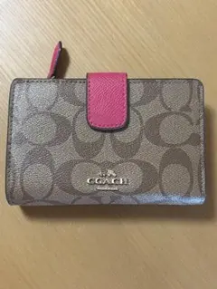 美品✨✨COACH 二つ折り財布 シグネチャー ピンク