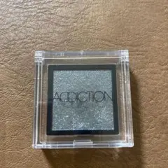 ADDICTION グレー パウダーアイシャドウのサムネイル