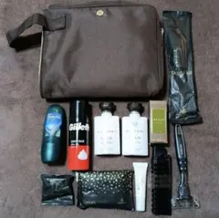 ★未使用★エミレーツ航空アメニティ　BVLGARIトラベルポーチ 香水入り 新品