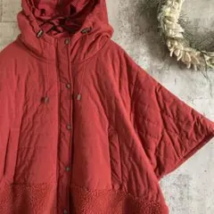 中綿入りポンチョ　暖かボア　軽量マント　アウトドア