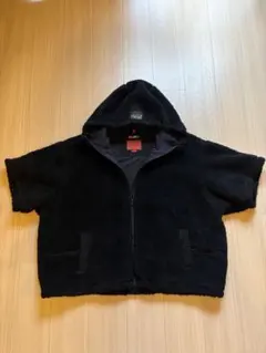 「is-ness」 Y (dot) by Nordisk FLEECE