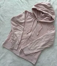 ユニクロ　ピンクパーカー　Mサイズ