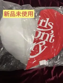 Girls Don't Cry ハートクッション VERDY GIFT SHOP