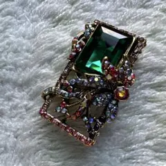 Item thumbnail for item a6e57ae7-5454-4d5f-8332-b2209841f47e