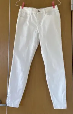 Item thumbnail for item 2e65561c-c8c5-42b9-88c1-a40f80ff6e8a