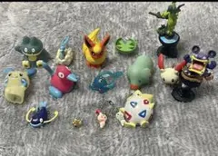 ポケモン16個まとめ売り　 モンコレ初期 フィギュア　フィギュア　ソフビ等当時物