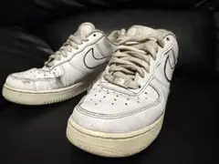 Nike Air Force 1 ホワイトスニーカー