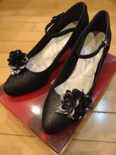 ●①　elegance 卑弥呼 24cm 黒系 光沢有 パンプス 3way