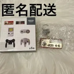 ニンテンドーミュージアム　ゲームハードキーホルダー　ファミコン