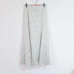 N. 花柄 フレアスカート M バックファスナー ロング グリーン