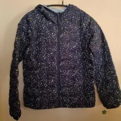 UNIQLO キッズ　ライトダウン　140