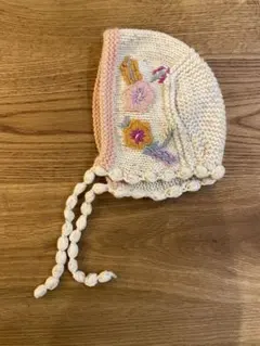 ボンネット新生児