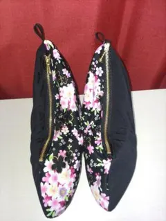 Item thumbnail for item edde679e-8903-4f74-9836-f5cf96bb5cd5