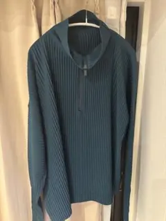 HOMMEPLISSE ISSEYMIYAKE HalfZipPulloverのサムネイル