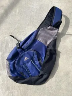 adidas ワンショルダーバック　ショルダーバッグ