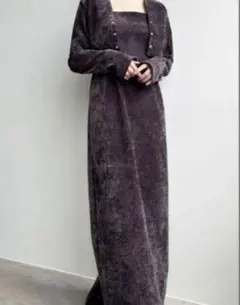 ココディール クラッシュベロアコンパクトカーデ×キャミワンピース