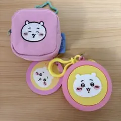 ちいかわ　カラビナ付き刺繍スクエアミニポーチ　まんまるミニシリコンポーチ