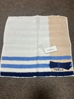 新品未使用　FURLA ハンカチ　ハンドタオル
