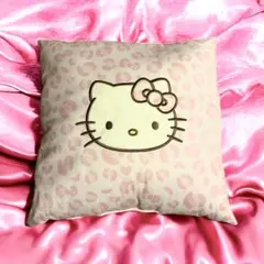 【新品】ハローキティ レオパード柄クッション