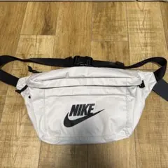 NIKE ナイキ テック ヒップ パック ボディバッグ ショルダーバッグ
