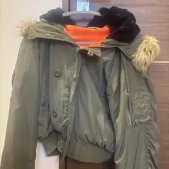オリーブグリーン MA-1ジャケット ファー付き　古着　カーキ