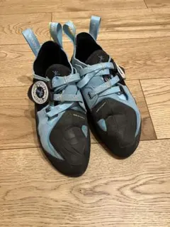 Item thumbnail for item fc5f59cd-adb2-4515-9af0-1cf76f1d7e04