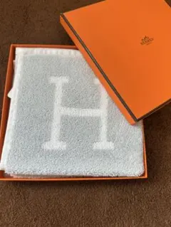 新品未使用　エルメス　ハンドタオル　カレタオル アヴァロン　ブルー　青　Hロゴ