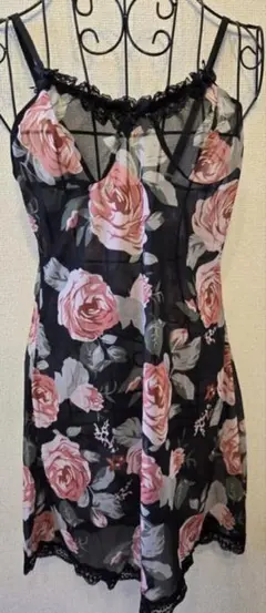 新品✨️y2k MARS. d.i.a系薔薇 レース リボンキャミワンピ