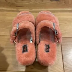 UGG サンダル