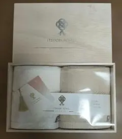 ITSUORI TOWEL 木箱入りタオルセットのサムネイル