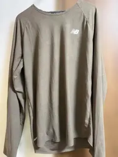 New Balance ブラウン長袖トップス Lサイズ