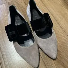 新品試着のみ　グレー ジュ　ポインテッドトゥシューズ 24