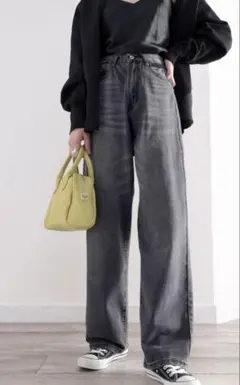 クラシカルエルフ ワイドストレートパンツ ブラックのサムネイル
