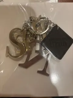 センラ センワン 2025 Brun バックチャーム